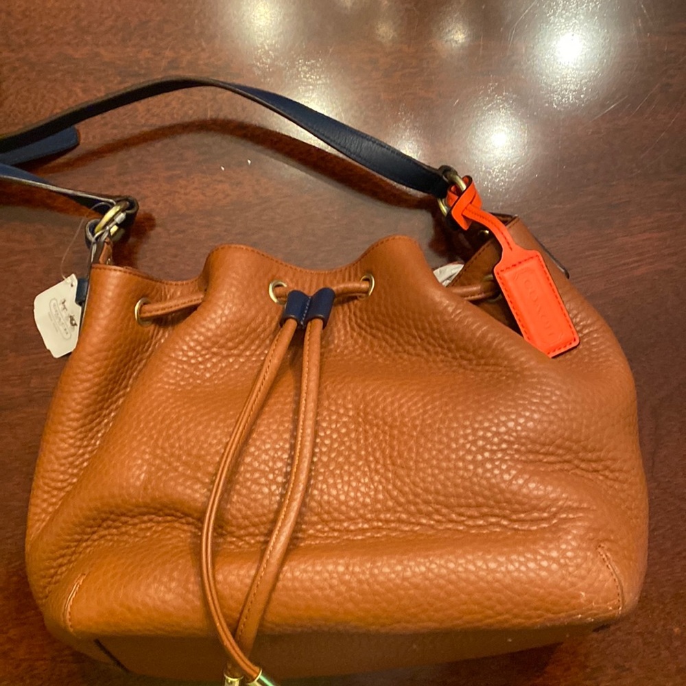 NWT Coach Leather Drawstring Shoulder Bag